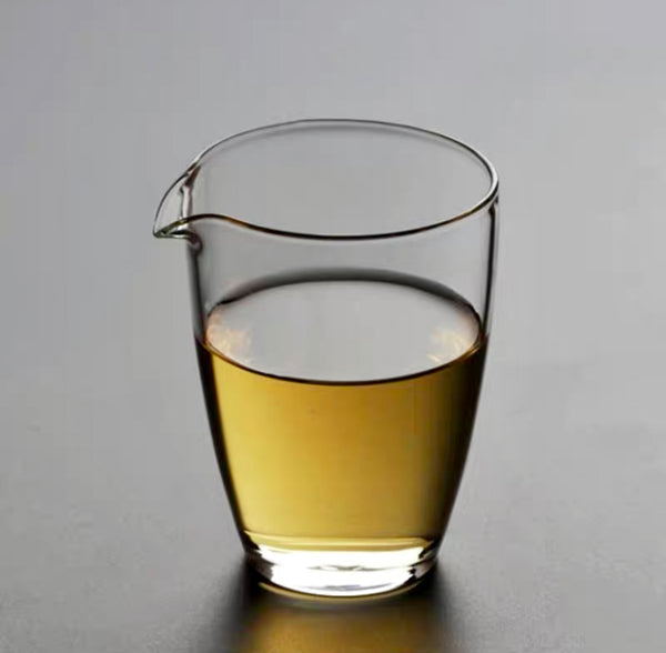 Round no handle glass fairness cup